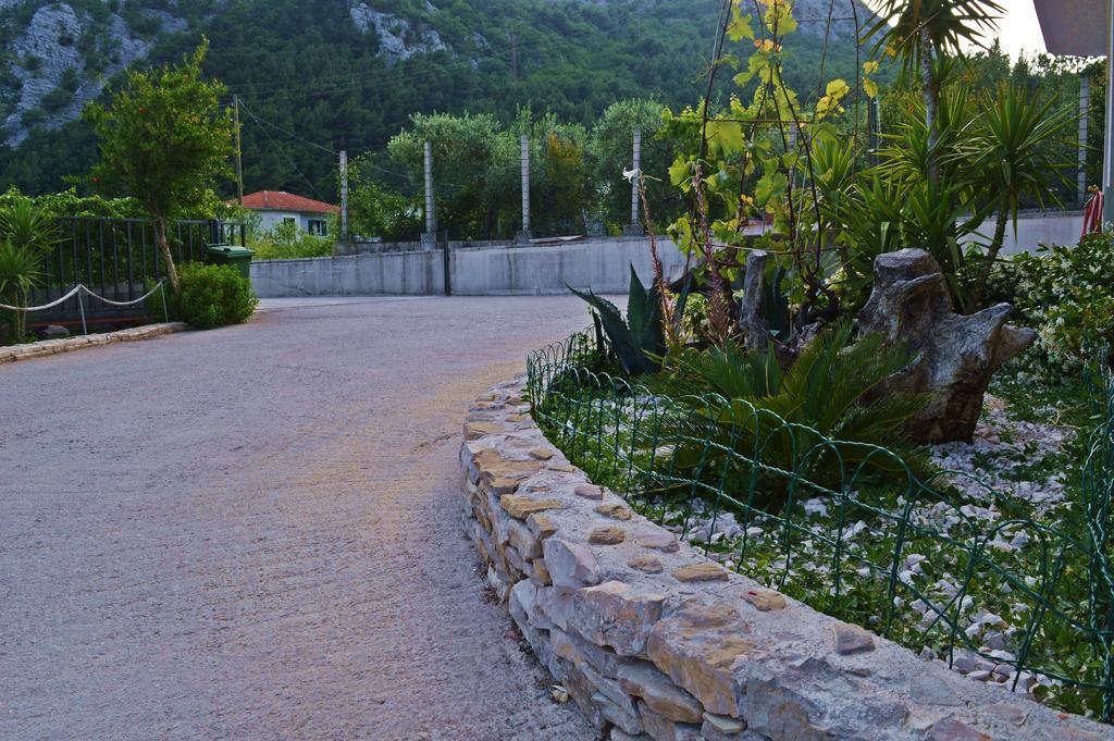 Villa Bubalo Omiš Exterior foto